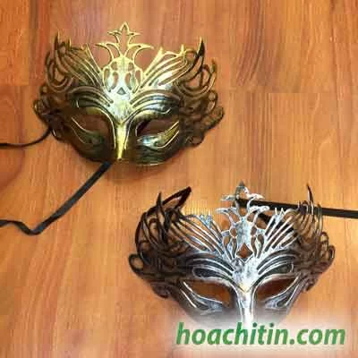 Mặt Nạ Vương Miện Xi