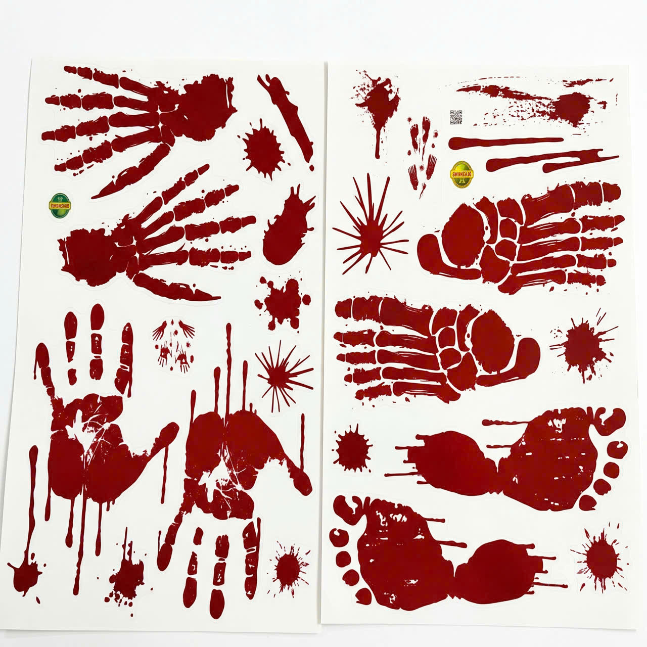 Decal Halloween dán bàn tay bàn chân máu 45x60cm