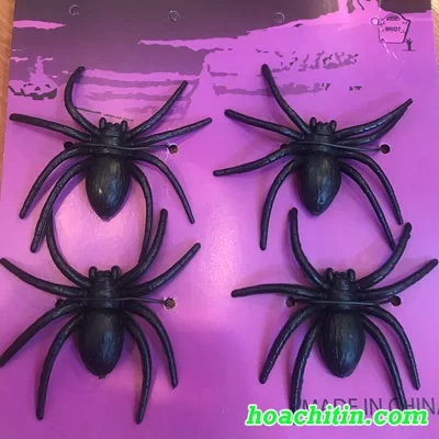 Nhện Nhựa Size 8 x 3,5cm (Vỉ 4 con)